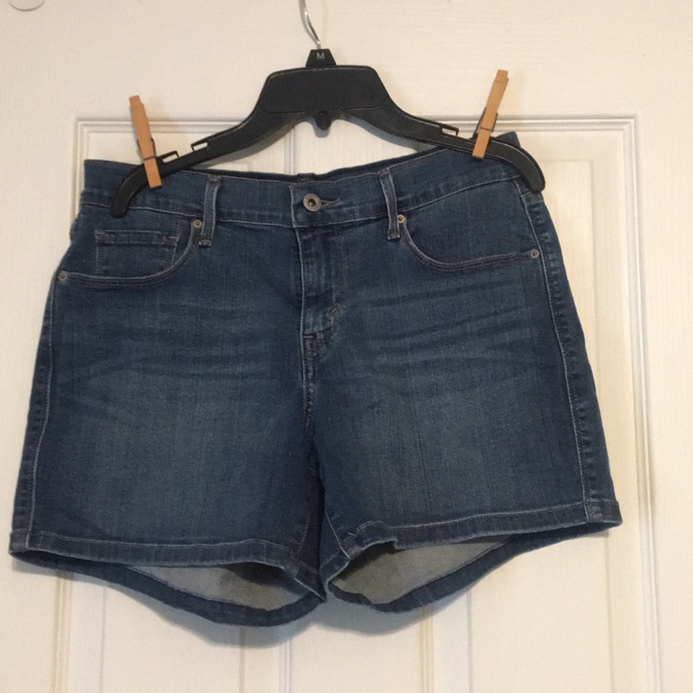 Levi Jean shorts